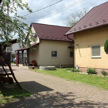 Роман Berehowe Exterior foto